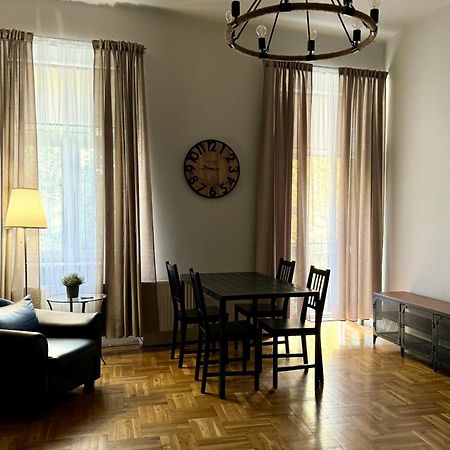 Cent Hostel Lublin Buitenkant foto