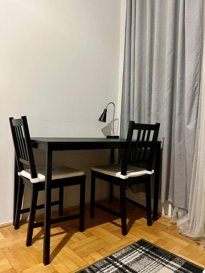 Cent Hostel Lublin Buitenkant foto