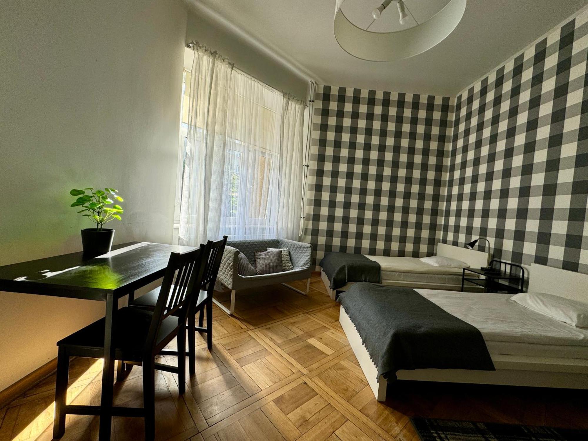 Cent Hostel Lublin Buitenkant foto