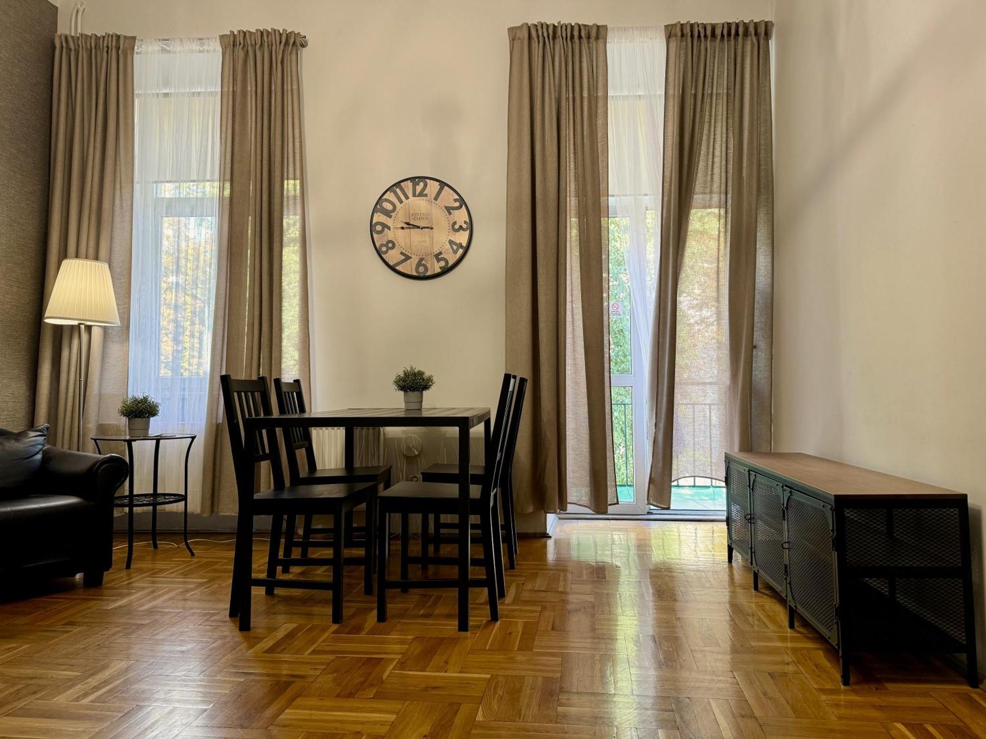 Cent Hostel Lublin Buitenkant foto